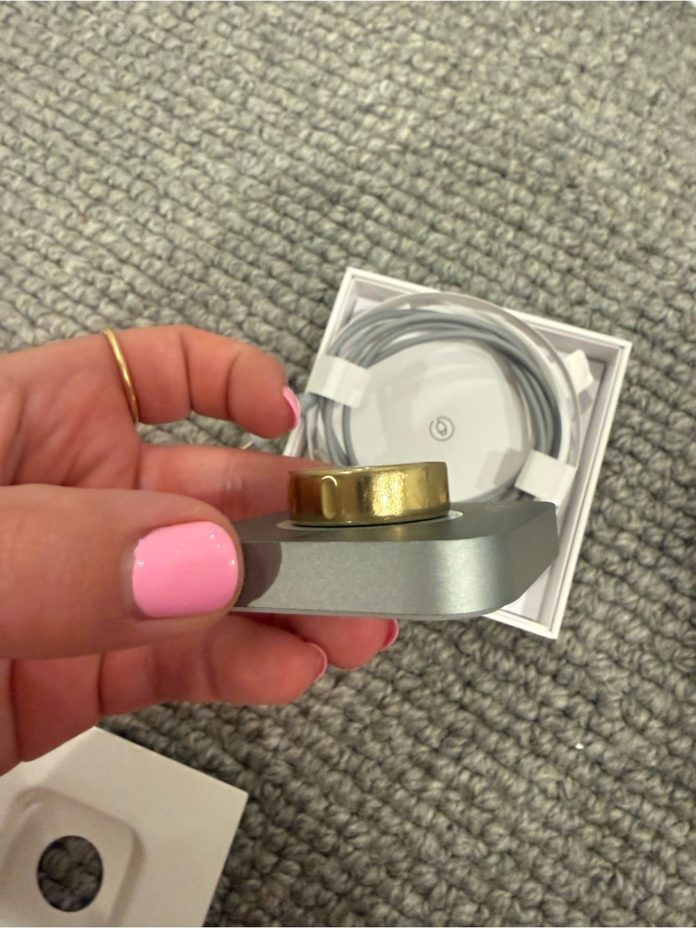 Gold Oura Ring 4 size 9 - Picture 4 of 5